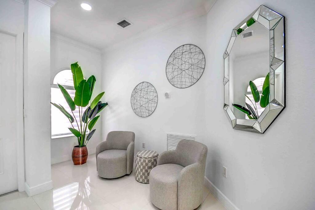 Miami 5Br Villa W Heated Pool, Games & Bbq L01 Кътлър Бей Екстериор снимка